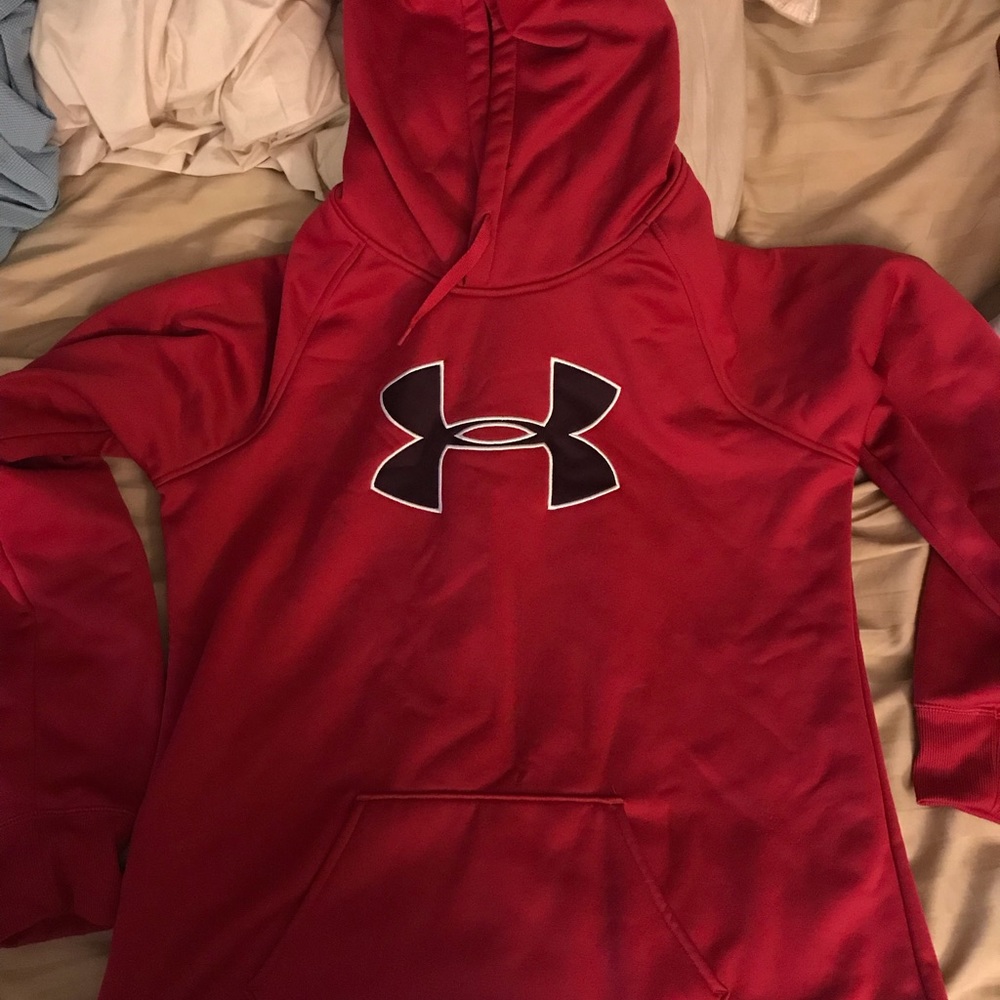 Under armor sweatshirt